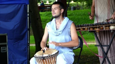 Muzyczne Lato 2017. Zespół „Foliba” na małej scenie w Parku Miejskim