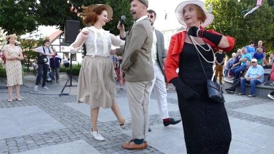 Teatr Pijana Sypialnia na placu Jakuba Wejhera