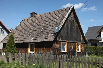 Loryniec-dom-mieszkalny-XVIIIw.jpg