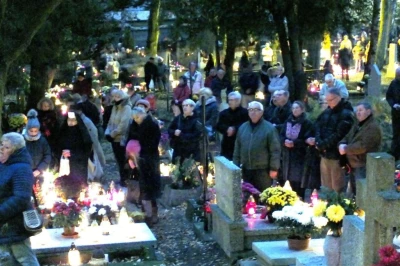 Dzień Zaduszny (fot. Leszek Spigarski)