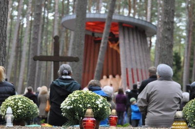 Piaśnica: Oddali hołd ofiarom zbrodni