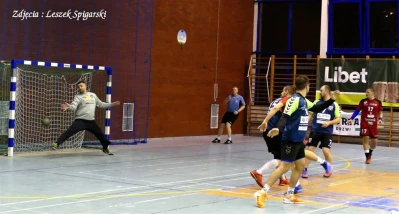 Tytani vs AZS UMK Toruń 29:24, 4.11.2017, fot. Leszek Spigarski