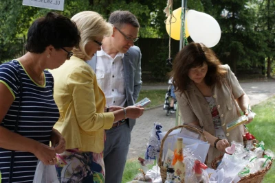 Integracja na festynie Domu Pomocy Społecznej (fot. Jacek Drewa)
