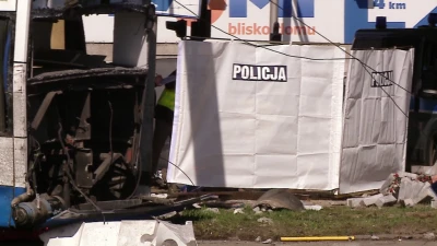 Wypadek tira i trolejbusa w Gdyni