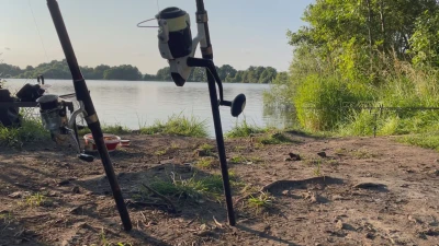 Zawody wędkarskie nad jeziorem Orle