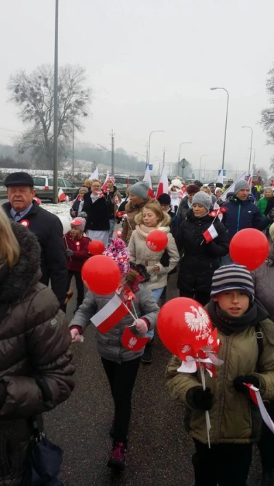 Marsz Niepodległościowy gminy Wejherowo 2016 - fot. Daniel Zaputowicz