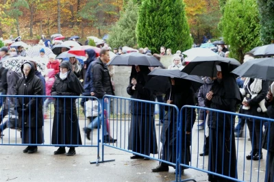 Uroczystość Wszystkich Świętych na wejherowskim cmentarzu 1.11.2017 - fot. Leszek Spigarski