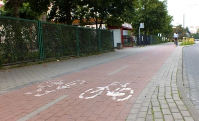 Szlakiem wejherowskich ścieżek pieszo-rowerowych (fot. Leszek Spigarski)
