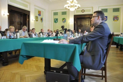 Jednogłośne absolutorium dla Józefa Reszke
