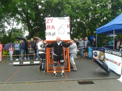 Zawody Strongman w Luzinie