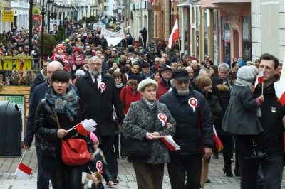 11 listopada 2015 w obiektywie Leszka Spigarskiego - Parada Niepodległościowa w Wejherowie