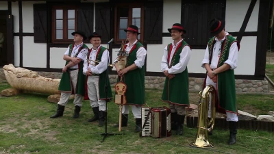 Osada Łowców Fok otwarta