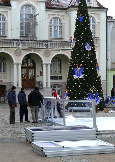 Wejherowo: Przygotowania do jarmarku świątecznego