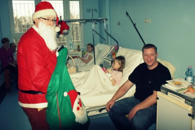 Święty Mikołaj w szpitalu i w Domu Pomocy Społecznej