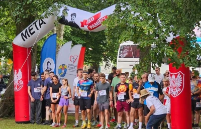 Sport, historia i atrakcje dla całych rodzin. XI Bieg Pamięci „Tropem Wyklętych” w Choczewie