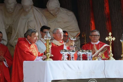 Obchody w Piaśnicy: Powstały figury więźniów Stutthofu (fot. Leszek Spigarski)