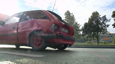 Kolizja 3 aut na krajowej szóstce