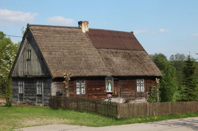 Korne-stara-chata.jpg