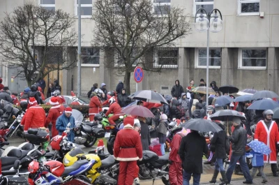2,5 tys. mikołajkowych rydwanów zawładnęło Trójmiastem