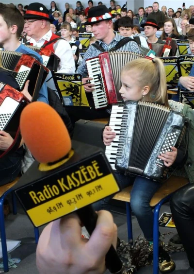 DJK Bojano 2016. Rekord Polski w jednoczesnej grze na akordeonach pobity - fot. Leszek Spigarski