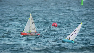 Regaty Jachtów Sterowanych Radiem w Pucku 