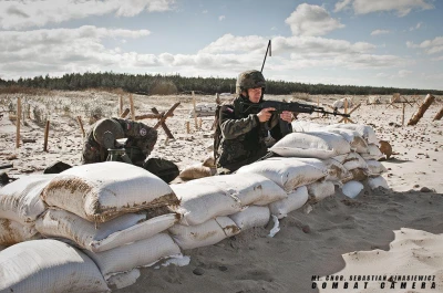 Anakonda 2010: udany desant wojsk Wislandii w Ustce