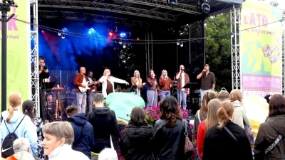 Zespół NieMaGoTu na Muzycznym Rynku w Wejherowie