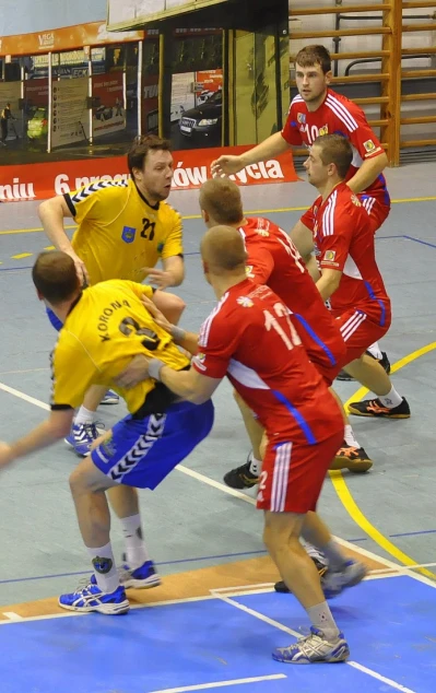 Tytani rozgromili Koronę Koronowo
