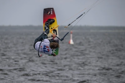 Puchar i Mistrzostwa Polski w kitesurfingu i wingfoilu w Pucku