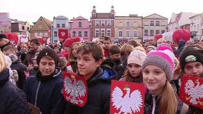 Puck: Odśpiewali hymn i pobili rekord polski