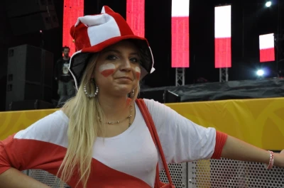 Tłumy w gdańskiej Strefie Kibica