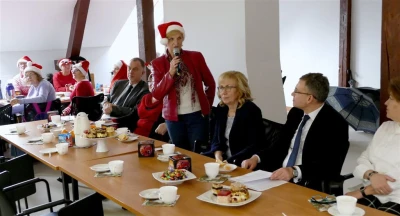 Turystyczne Mikołajki i Dzień Wolontariusza 2017 w WUTW YMCA, fot. Leszek Spigarski