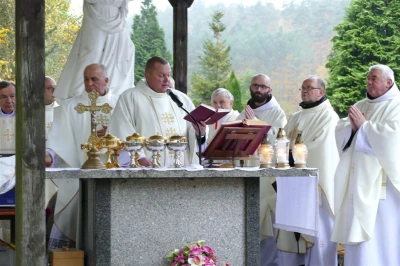 Uroczystość Wszystkich Świętych na wejherowskim cmentarzu 1.11.2017 - fot. Leszek Spigarski