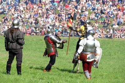 Rekonstrukcja historyczna bitwy wojsk polskicch z krzyżakami w 1462 roku. Fot. Leszek Spigarski.