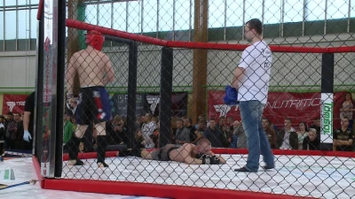 Siła mięśni czy technika, zawody MMA w Pucku