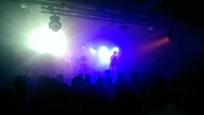 Koncert Sarsy w Fabryce Kultury w Redzie (fot. Adam Kołodziej)