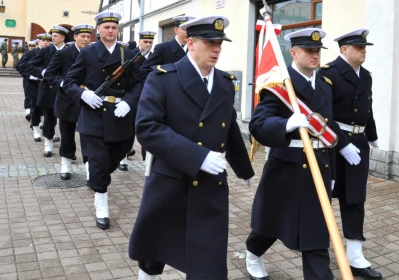 Biało-czerwona parada niepodległościowa w Wejherowie