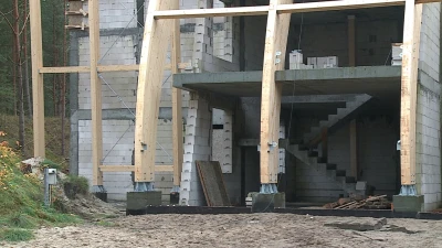 Wiecha nad ośrodkiem Anny Dymnej w Lubiatowie