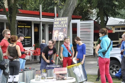 Z łańcuchem na szyi - Zwierzę nie jest rzeczą