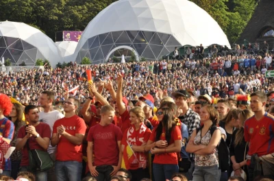 Mecz Hiszpania-Włochy. Tłumy w Fan Zone