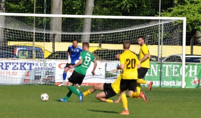 Gryf Wejherowo kontra Stal Stalowa Wola - 14.05.2016 fot. Leszek Spigarski