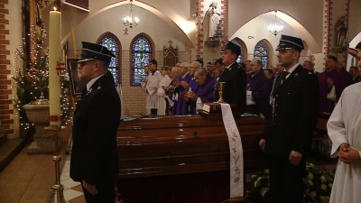 Księdza infułata Albina Potrackiego żegnały tłumy