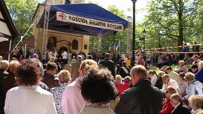 Pielgrzymi na Kalwarii Wejherowskiej
