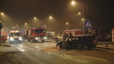 Wypadek samochodu osobowego z samochodem pożarniczym