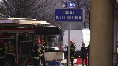 Wypadek tira i trolejbusa w Gdyni