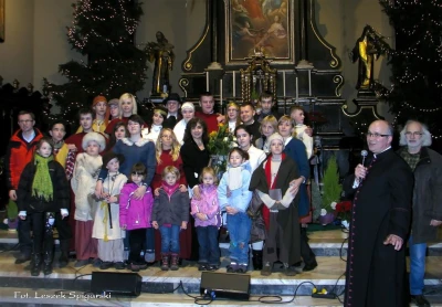 Koncert Eleni z chórem migowym. Rok 2012 fot. Leszek Spigarski
