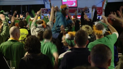 Wspólne kibicowanie Irlandczyków i Hiszpanów