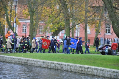 Biało-czerwona parada niepodległościowa w Wejherowie