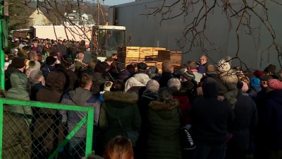 Darmowe jabłka w Wejherowie - 27.01.2017 - fot. TTM