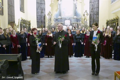 Koncert muzyki pasyjnej w Kolegiacie (31.03.2017) – fot. Leszek Spigarski